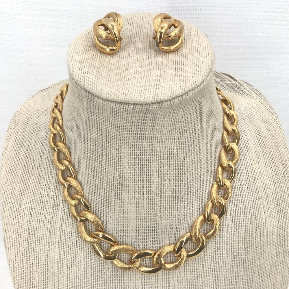 Napier 2 Pc. VINTAGE Set Gold-Tone Plated Double Link Chain Necklace & Earrings